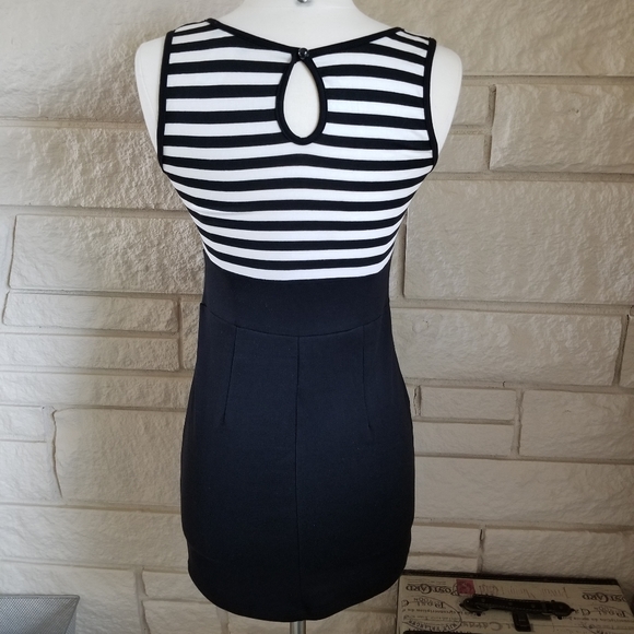 NWOT DRESS BOGO (2 for 1 Deal!) Black, White, Blue - Picture 3 of 8
